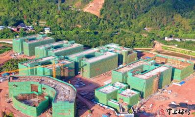 廣東梅州職業(yè)技術(shù)學(xué)院項(xiàng)目建設(shè)穩(wěn)步推進(jìn) 新校園金秋啟航迎首批學(xué)子