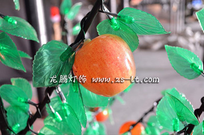 瓜果飄香夜 2013款LED蘋果樹的現(xiàn)代照明藝術(shù)